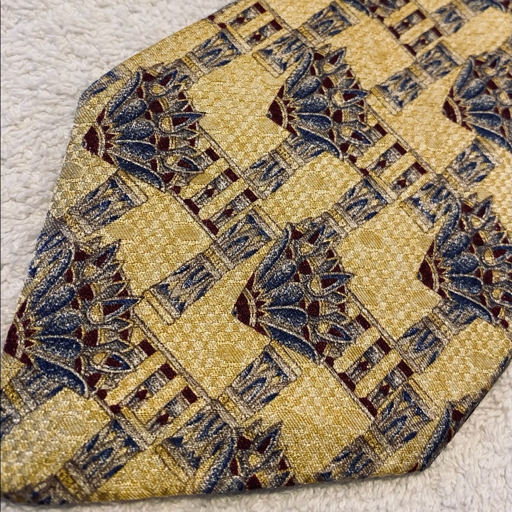 Brand New Tie By The Metropolitan Museum Of Art Brand New Tie By The Metropolitan Museum Of Art